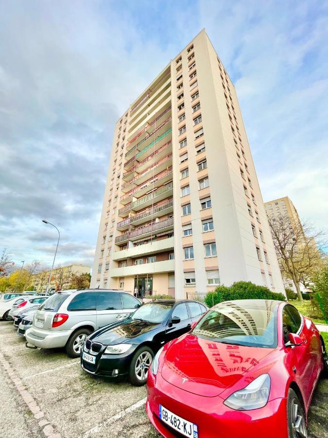 Colmar - La Cigogne - Balcon - Vue Degagee - Netflix - Wifi Fibre - Parking Gratuit - Quartier Populaire Apartman Kültér fotó